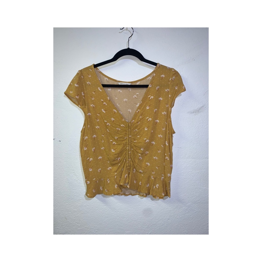 Yellow patterned short sleeve crop